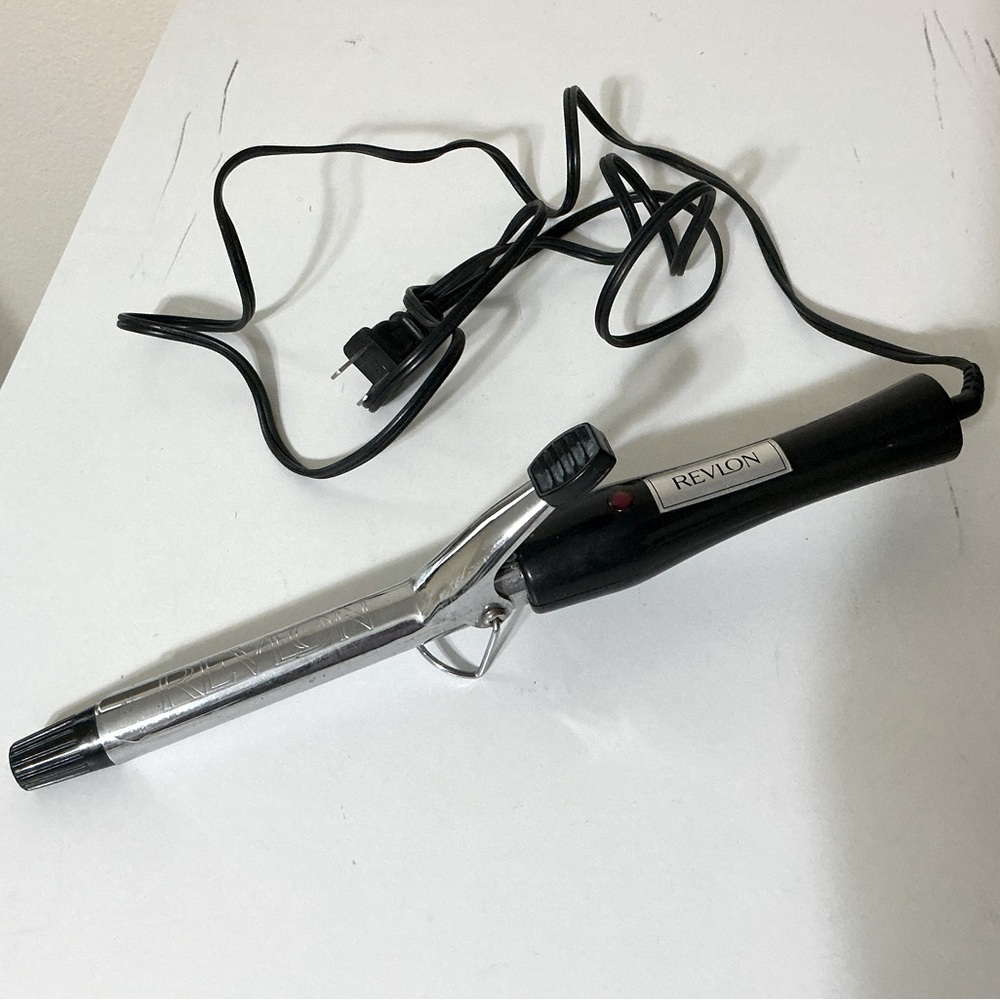 Revlon Black and Silver Curling Iron 3/4”